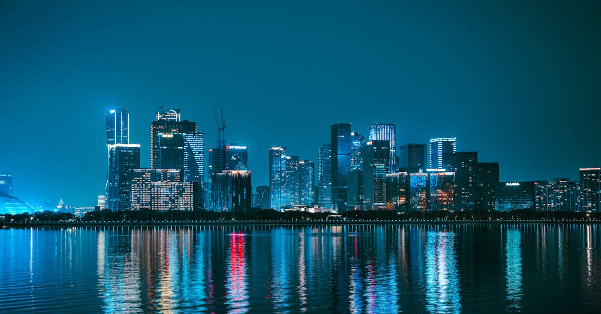 découvrez comment les smart cities révolutionnent l'urbanisme grâce à la technologie pour améliorer la qualité de vie, la mobilité durable et la gestion intelligente des ressources.